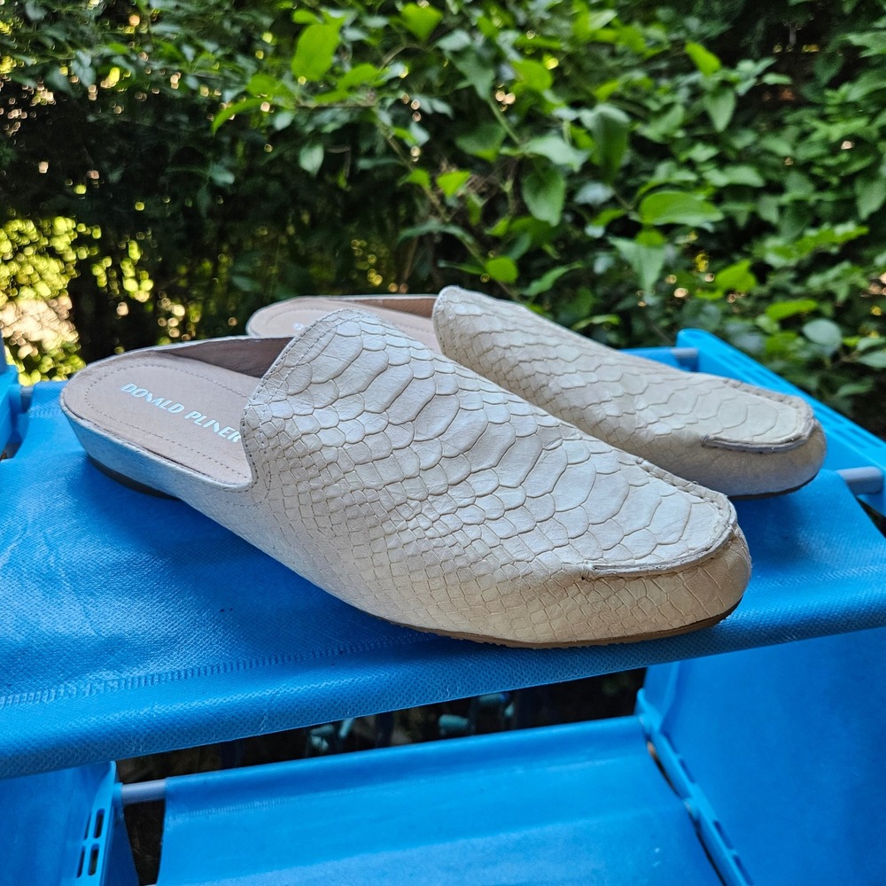 Donald Pliner The Bonnie Leather Snake Embossed Womens Size 11 Mule Shoes